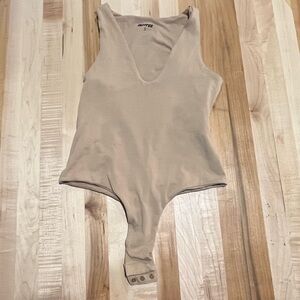 Bo+Tee Tan/Cream onesie bodysuit - Size S